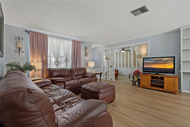 1403 Coppertree Dr, House other with 3 bedrooms, 1 bathrooms and null parking in TARPON SPRINGS FL | Image 8