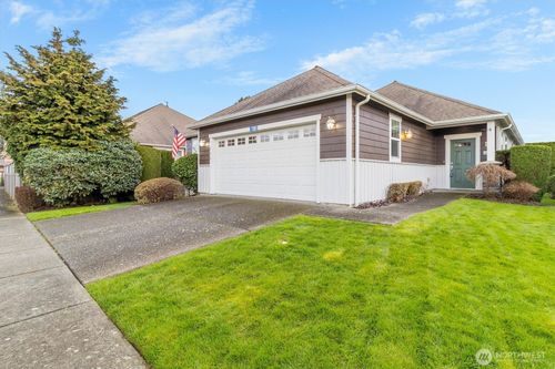 730 Farmington Dr, Burlington, WA, 98233-4026 | Card Image