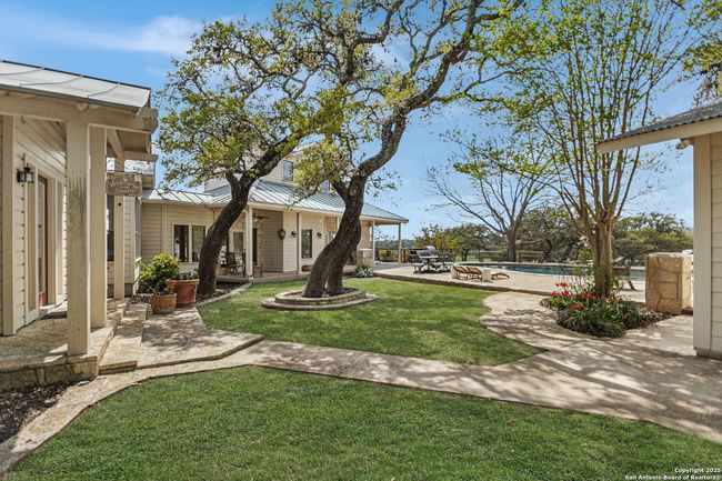 70 Cleo Ln, House other with 4 bedrooms, 4 bathrooms and null parking in Boerne TX | Image 8