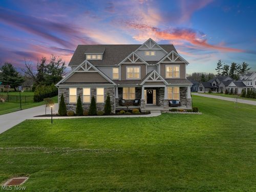 1316 Skyland Falls Blvd, Hinckley, OH, 44233-8503 | Card Image