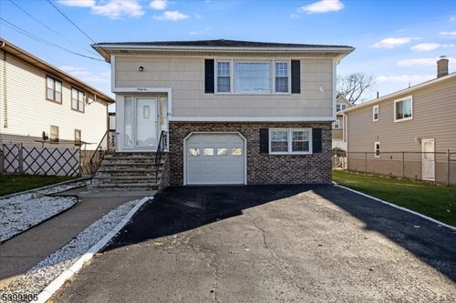 64 Gilbert Ave, Elmwood Park, NJ, 07407-1649 | Card Image