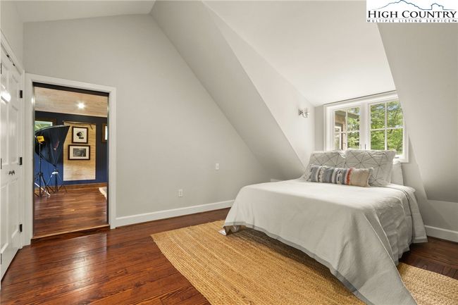 314 Mockingbird Ln, House other with 5 bedrooms, 5 bathrooms and null parking in Blowing Rock NC | Image 37