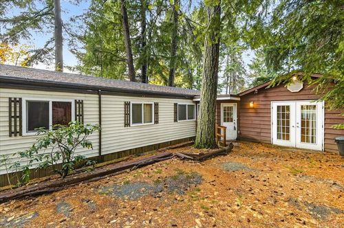 5560 Kitsuksis Rd, Port Alberni, BC, V9Y8V8 | Card Image