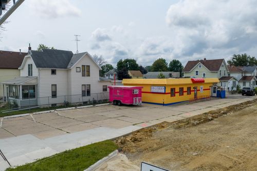 501 W Oakland Ave, Austin, MN, 55912-2315 | Card Image