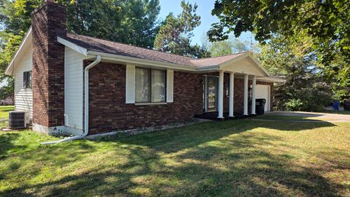 108 W Slifer St, Portage, WI, 53901-1127 | Card Image