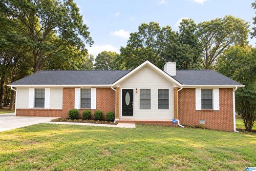 3615 Valleyview Dr, OXFORD, AL, 36203-9214 | Card Image