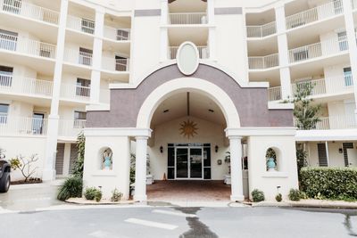 701 Solana Shores Drive, Condo with 3 bedrooms, 2 bathrooms and null parking in Cape Canaveral FL | Image 3