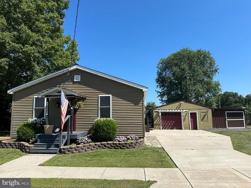 1321 W North St, EGG HARBOR CITY, NJ, 08215-1762 | Card Image