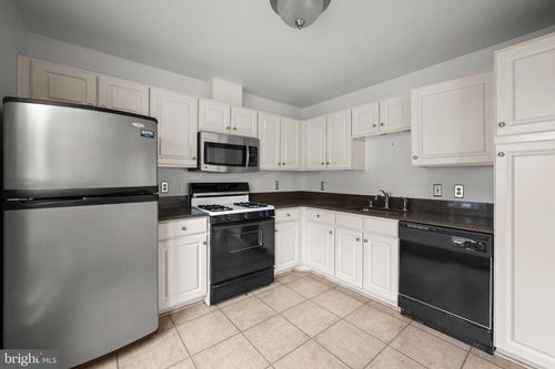 unit-c104-5951 Millrace Ct, COLUMBIA, MD, 21045-7201 | Card Image