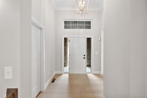 28324 Nadia Ln, New Baltimore, MI, 48047-4958 | Card Image