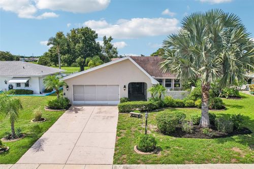 620 Allegheny Dr, SUN CITY CENTER, FL, 33573-5147 | Card Image