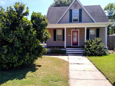 326 W Broadway Street, House other with 3 bedrooms, 2 bathrooms and 6 parking in Sparta IL | Image 1