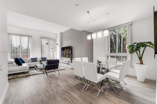 106-785 Crandon Blvd, Key Biscayne, FL, 33149-2589 | Card Image