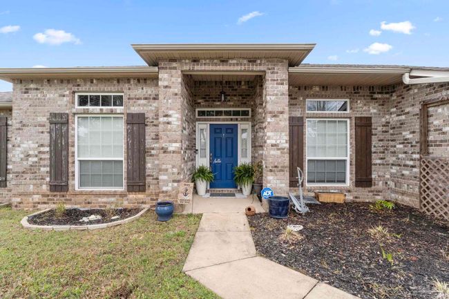 3942 Flour Mill Cir, House other with 4 bedrooms, 2 bathrooms and 2 parking in Pace FL | Image 4