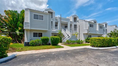 101-3409 Nw 44th St, Lauderdale Lakes, FL, 33309-4261 | Card Image