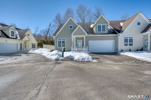 7-7 Chestnut Hollow Rd, Colchester, CT, 06415-2063 | Card Image