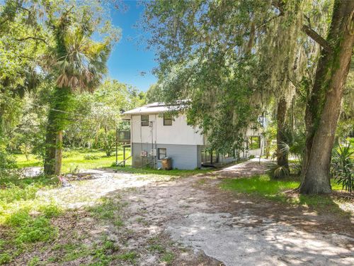 24930 Avenue C, Paisley, FL, 32767-9400 | Card Image