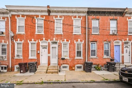 918 Kirkwood St, WILMINGTON, DE, 19801-4002 | Card Image