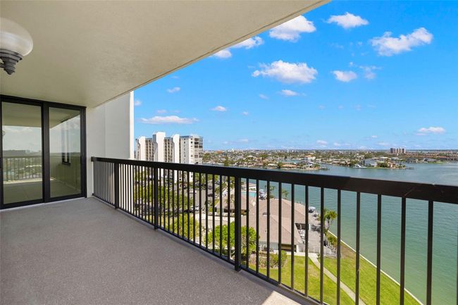 APT-1008 - 9425 Blind Pass Rd, Condo with 2 bedrooms, 2 bathrooms and null parking in ST PETE BEACH FL | Image 32
