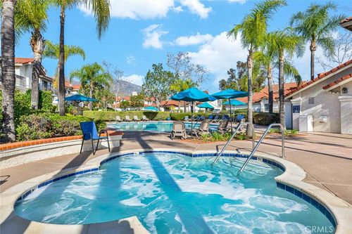 10 Pantano, Rancho Santa Margarita, CA, 92688-1302 | Card Image