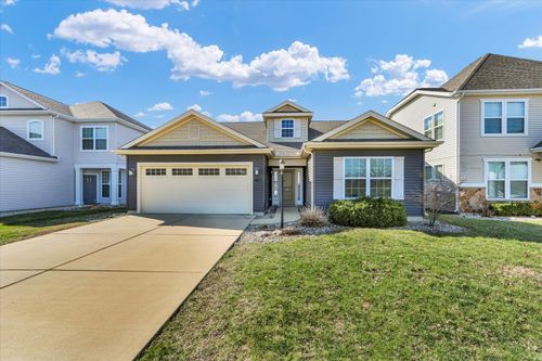 407 Bardeen Ln, Champaign, IL, 61822-1095 | Card Image