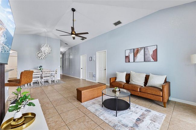 325 Reserve Dr, House other with 5 bedrooms, 3 bathrooms and null parking in Davenport FL | Image 10