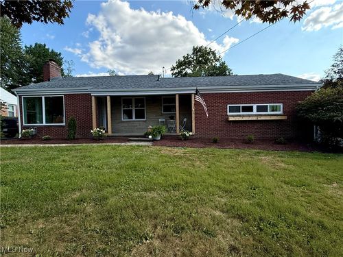 42 Sycamore Dr, New Middletown, OH, 44442-9754 | Card Image