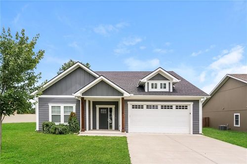 15904 Cogan Ln, Independence, MO, 64050 | Card Image
