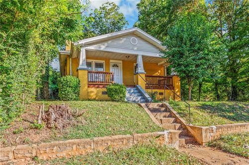 129 W Acadia Ave, Winston-Salem, NC, 27127-2915 | Card Image
