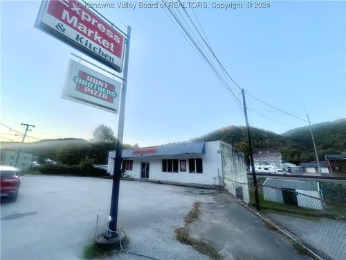 2711 3rd Ave, East Bank, WV, 25067 | Card Image