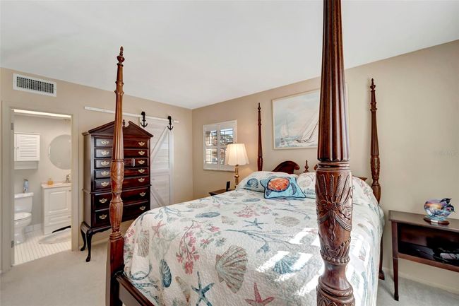 APT-107 - 649 Tamiami Trl S, Condo with 2 bedrooms, 2 bathrooms and null parking in Venice FL | Image 19