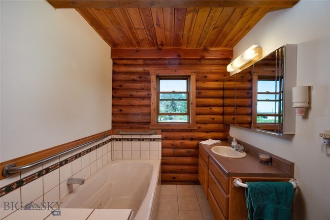 Full Bath | Image 32