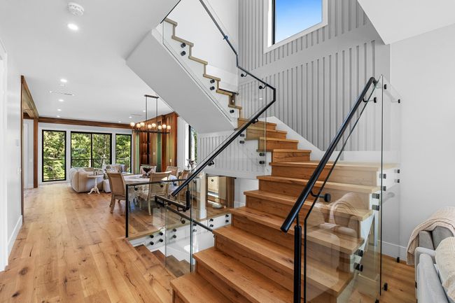 1415 Pipeline Pl, House other with 8 bedrooms, 9 bathrooms and 4 parking in Coquitlam BC | Image 20