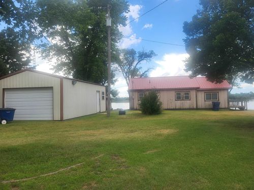 109 Eureka Lake Rd, Eureka, KS, 67045-9489 | Card Image