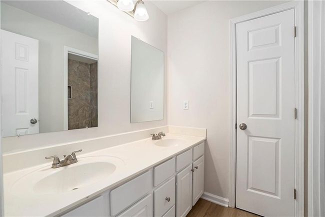 10950 Glenhurst Pass, House other with 5 bedrooms, 5 bathrooms and null parking in Johns Creek GA | Image 21