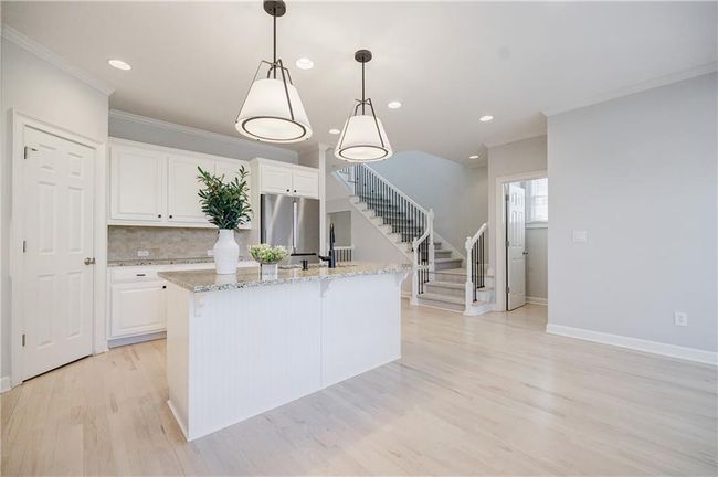 5210 Davenport Pl, Townhouse with 4 bedrooms, 5 bathrooms and 2 parking in Roswell GA | Image 15
