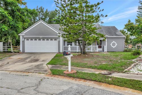 5680 25th Street Cir E, BRADENTON, FL, 34203-4927 | Card Image