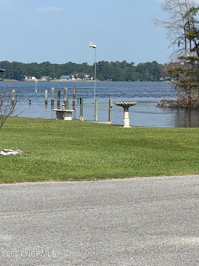 36 Inlet Way, House other with 3 bedrooms, 3 bathrooms and null parking in Chocowinity NC | Image 51