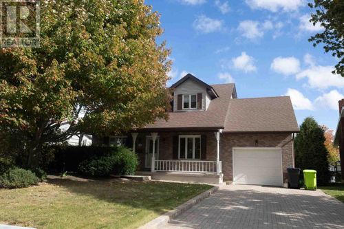 40 Burton Rd, Sault Ste. Marie, ON, P6B5X1 | Card Image