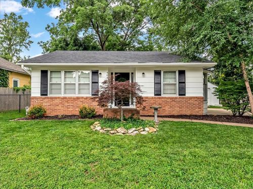 404 Hale St, Spring Hill, KS, 66083-8772 | Card Image