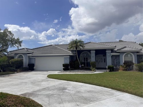 6617 Seven Pines Drive, BRADENTON, FL, 34203 | Card Image