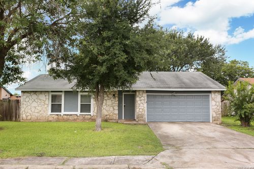 5146 Tom Stafford Dr, Kirby, TX, 78219-1935 | Card Image