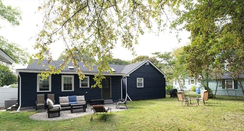 20 Selwyn Rd, Randolph, MA, 02368-5138 | Card Image