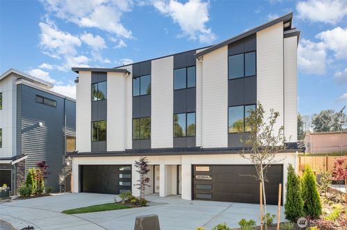 b-1524 243rd Pl Sw, Bothell, WA, 98021-5148 | Card Image