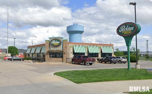 511 S 32nd St, Fort Dodge, IA, 50501-6411 | Card Image