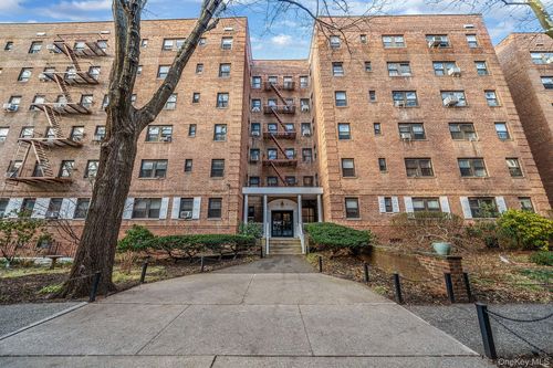 apt-5a-83 118th St, Kew Gardens, NY, 11415-2419 | Card Image