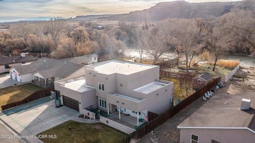 5 Road 6070, Farmington, NM, 87401-9602 | Card Image