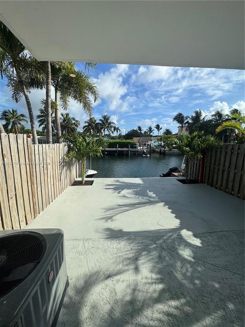 2221-2221 Ne 123rd St, North Miami, FL, 33181-2905 | Card Image