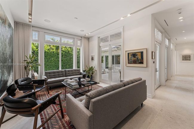 220 Cypress Dr, House other with 5 bedrooms, 6 bathrooms and null parking in Key Biscayne FL | Image 4