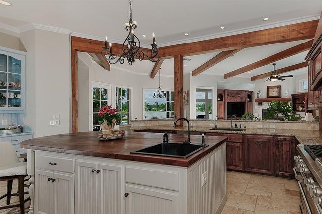 28207 E Benders Landing Boulevard, House other with 7 bedrooms, 9 bathrooms and 4 parking in Spring TX | Image 18